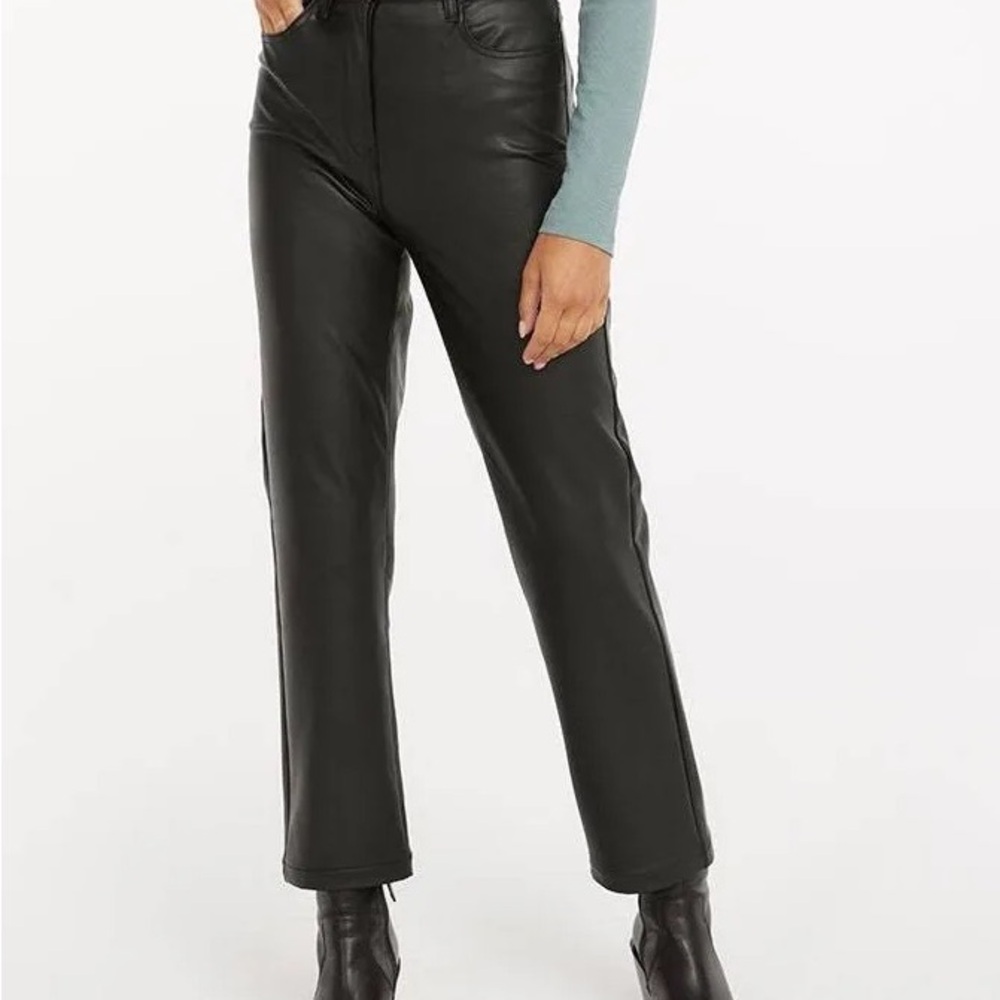 Reitmans Black Faux Leather Straight-Leg Pants